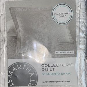 Never used Tags on Stand Pillow Shams